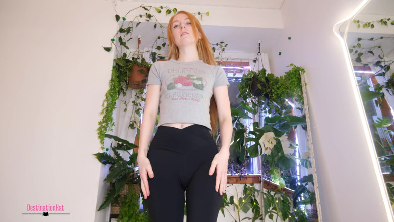 Destination Kat: Dildo Play