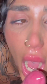 Grávida tatuada milf drena estranho em sauna fumegante uma noite