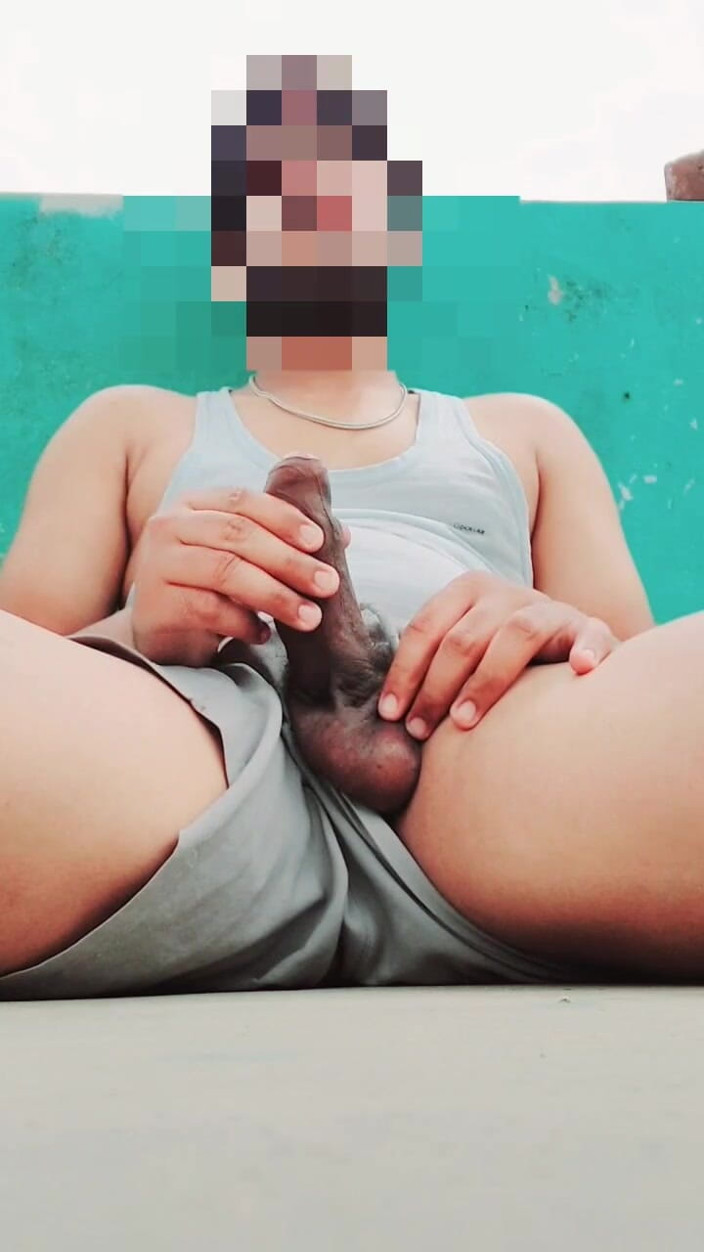 Bigcocka: Rooftop Massage My Big Cock