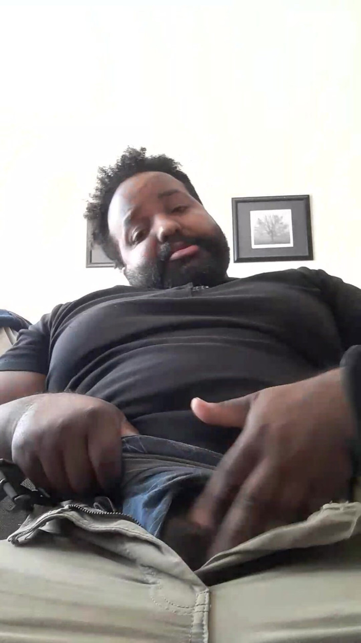 Eddie Venezuela: Thick BBC Stepdaddy Teasing Jerk &amp; Cum