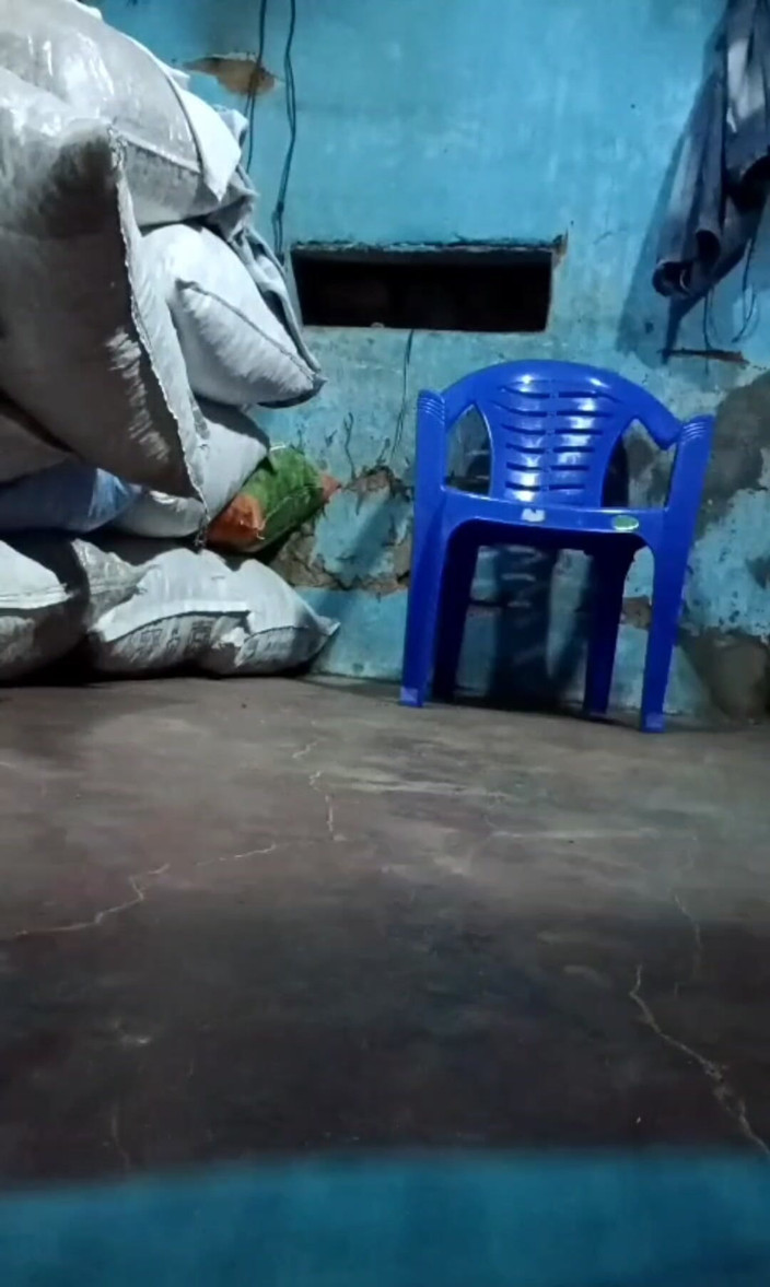 Tamilnaduu: My Wife Sex with House Owner.me Caught From Hidn Camera