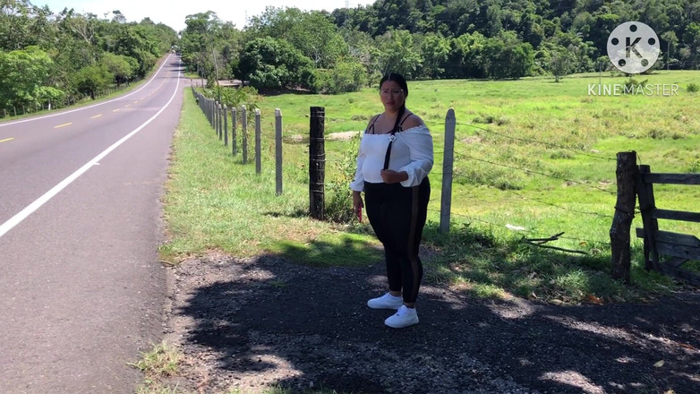 Lexly: Stranger Fucks Me for Money Outdoors