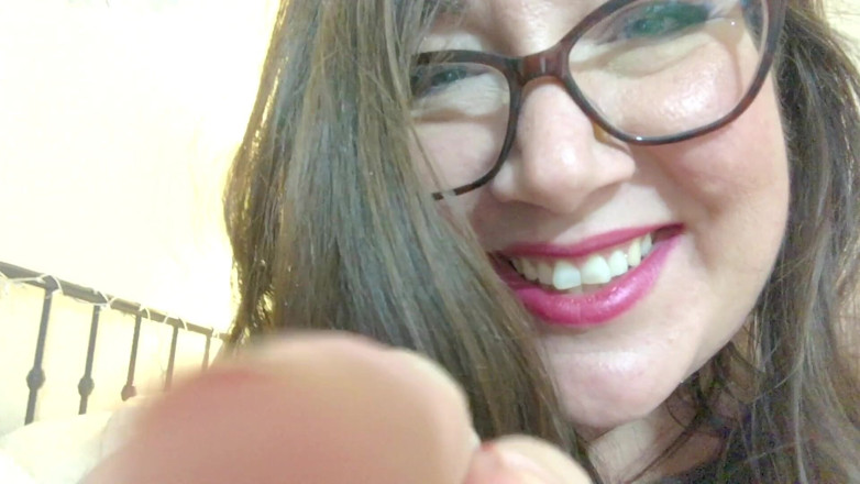 cutejayne: Shrunken e masturbarsi sulla tua matrigna