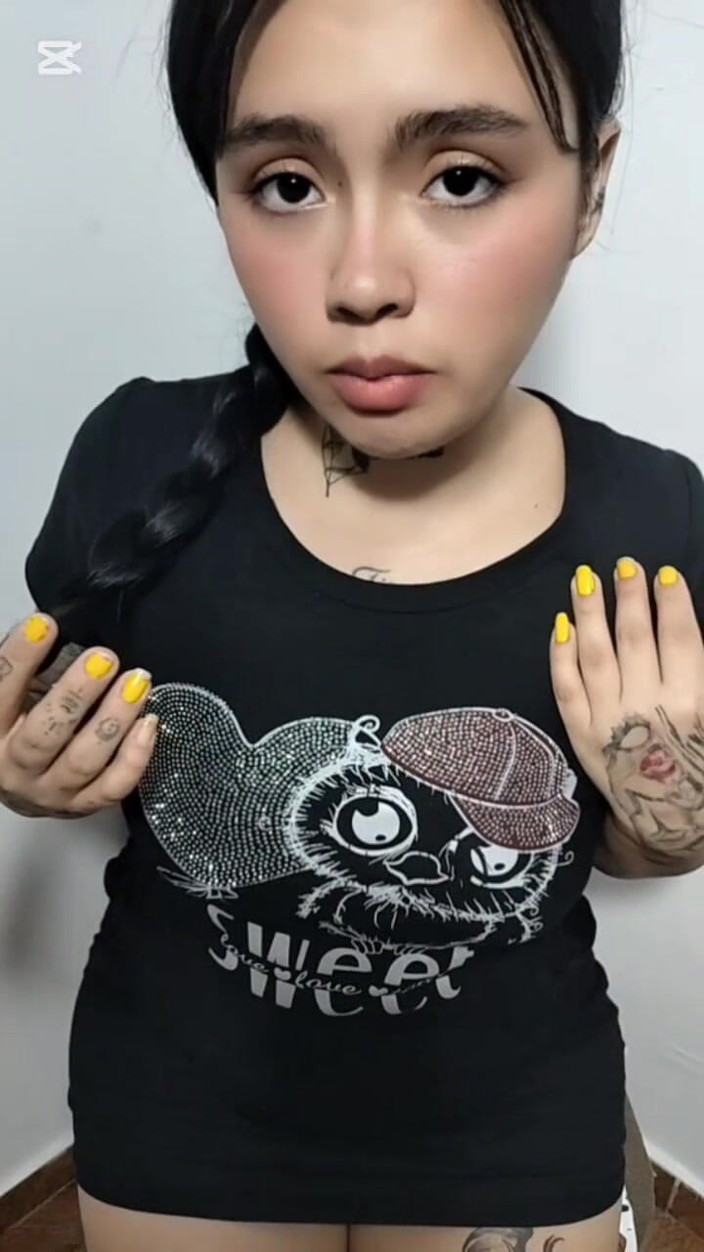 Dalyla: Ik kan niet stoppen met mezelf aan te raken