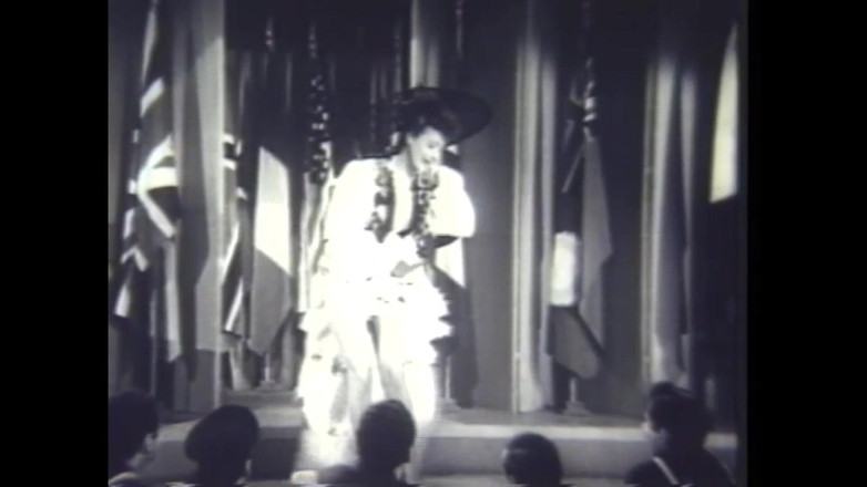 The Unforgettable: Gadis Di Teater