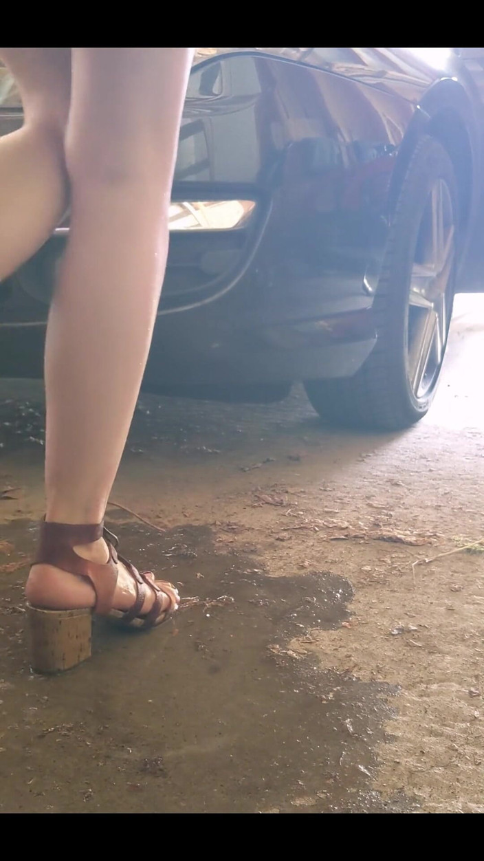 Lilux69: 車の中でおしっこしちゃうところだった