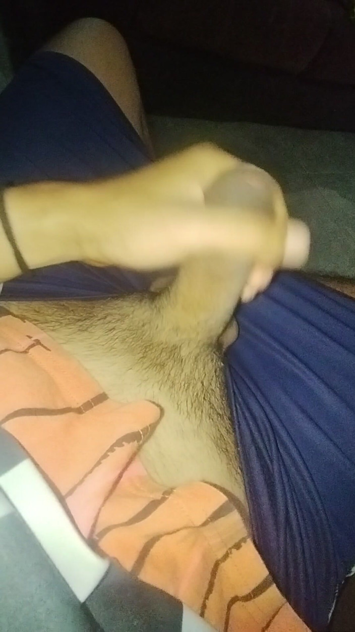 AlexAlejandro13: Approfitto della casa da solo