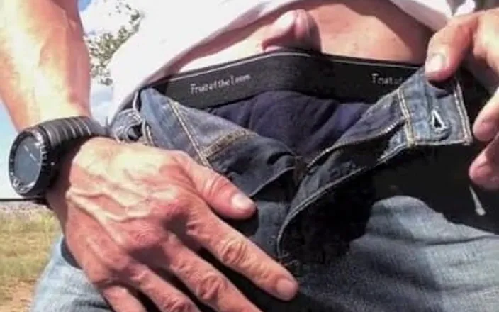 Lapetus: Pissing myself at a rest stop