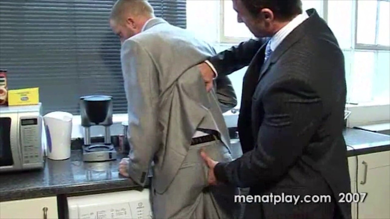 MenAtPlay: Unplugged