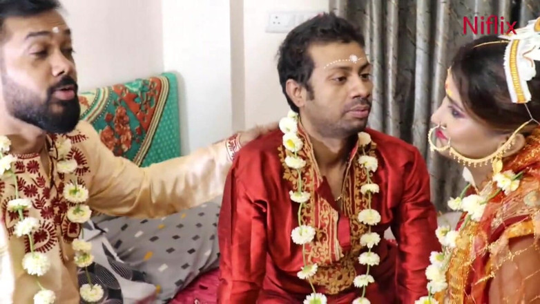 Anjalisingh_sexy: 新婚の妻は夫と義理の兄弟に一緒に犯されました。ハードコア三人組