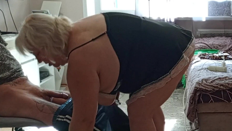 Zona901: Pembantu rumah bersetuju untuk berkongkek untuk Tip