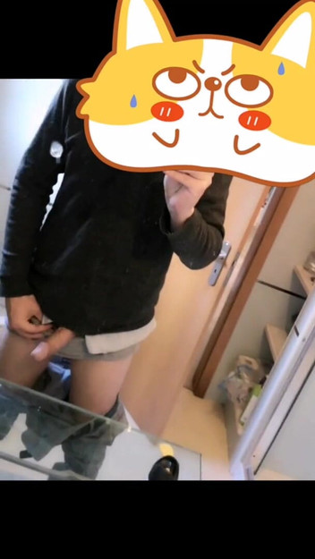 Rafael Torreano: Гарячий хлопець голосно стогне, дрочаючи