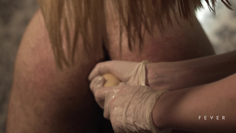 Fever Films: Blond fru knullar sin man