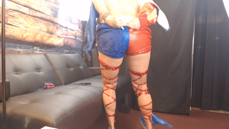 Abby Anna: До bye Bye Harley Quinn костюм