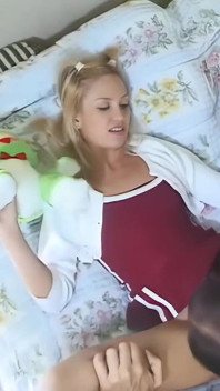 1人のふしだらな女に2本のチンポ