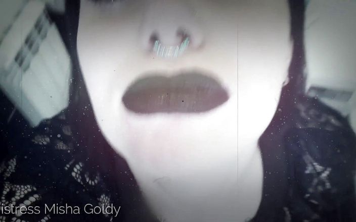 Goddess Misha Goldy: Gặp bạn trong nhà vệ sinh