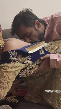 Indiancă desi bhabhi sexy face sex dur cu băiat desi