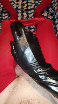 Me Play in Pantyhose