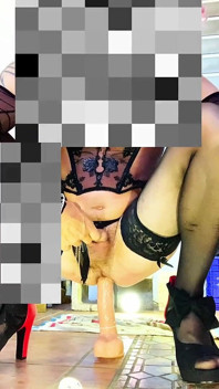 Transe im höschen reitet mit analdildo