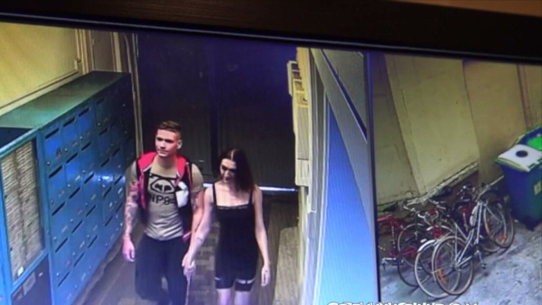 Straight boy fucking ladyboy: Heterosexueller fickt einen Schwulen und einen Trans
