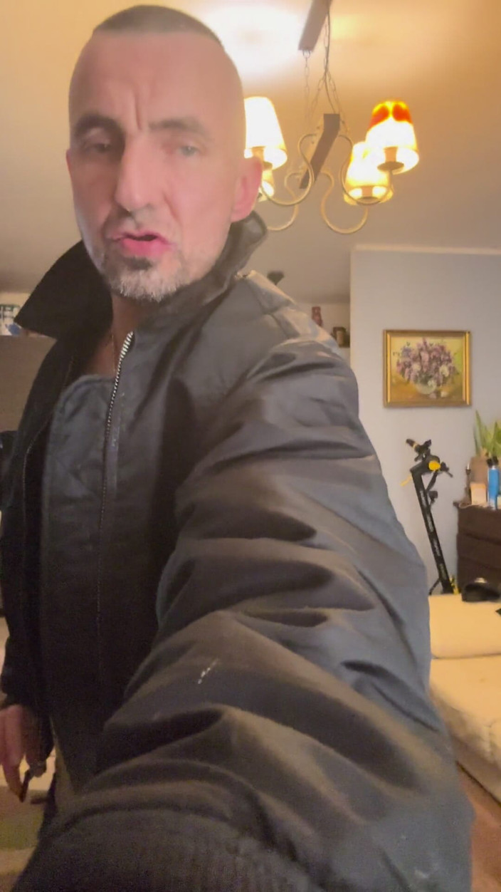 Ditrypig fetish: Kibol cu tricou ud