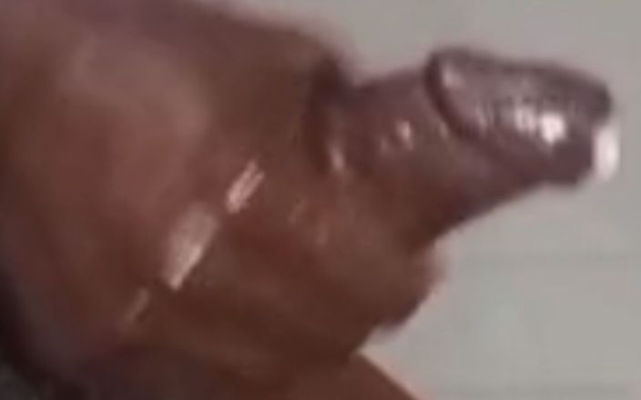 Cum Jacking: Teste de banheiro do meu dic