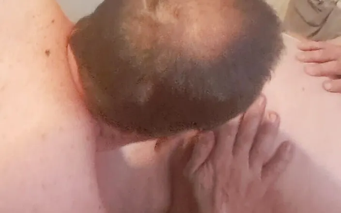 MAGLIGHTGIRL69: Amateur Fuck Hour