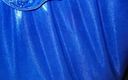 Naomisinka: नीले साटन रेशमी अधोवस्त्र पहने हस्तमैथुन वीर्य