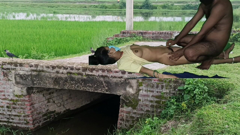 RAKP355: 新印度穆斯林女大学生的性爱视频