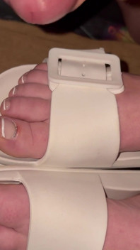 Feetlover Cum on Feet