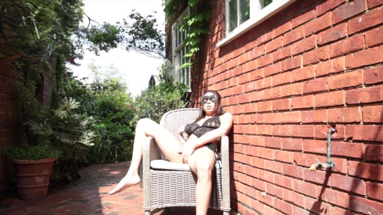 Sexy and Married: Naughty Fuck, Suck and Creampie Outdoors