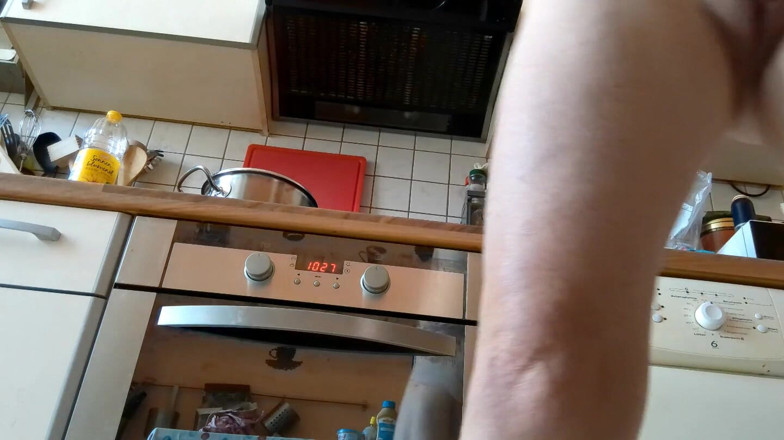 SimoneLive1: Shall We Cook?
