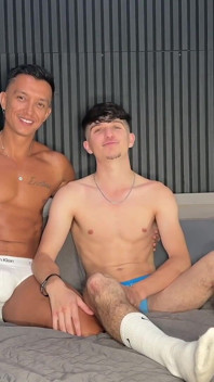 ควยใหญ่ไม่เชิดเย็ดก้นควยดิบ interracial สาวน้อย Jay Magnus