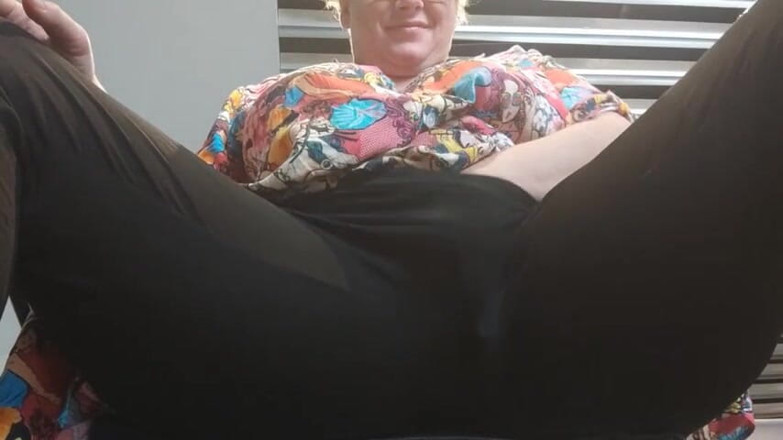 Putarankahotmilf: Торкнуся себе в аеропорту і граю з моєю пиздою в туалеті літака