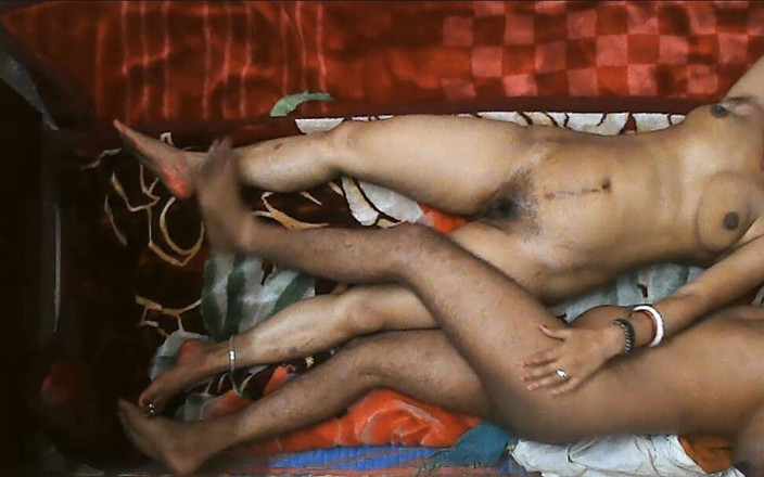 Busty Banuu: 의붓형제와 섹스하는 거유 Banuu Bhabhi