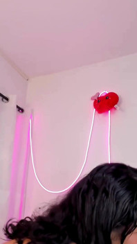 Aku ini cewek yang pengen banget dientot habis-habisan