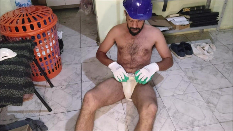 Stink HairyMale: Playing With Dirty Underwears