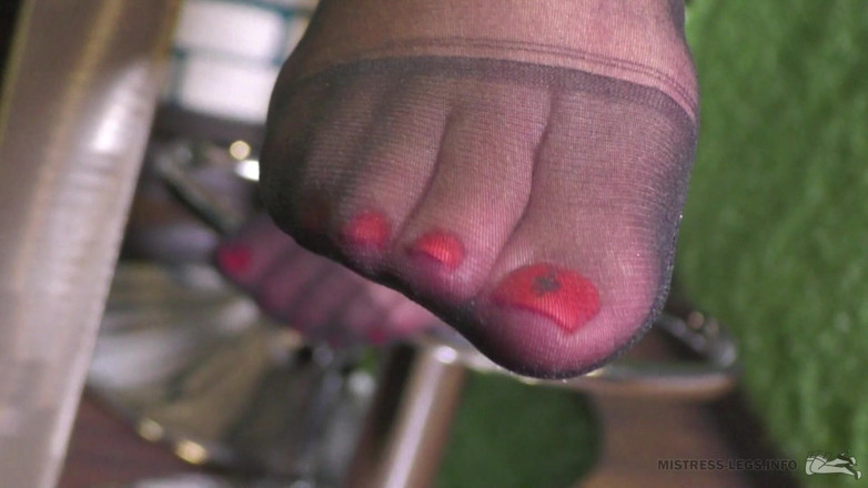 Mistress Legs: Just nylon toes and soles closeups