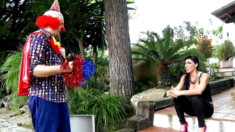 Fun Pictures: Velký zadek děvky chce šukání kundičky