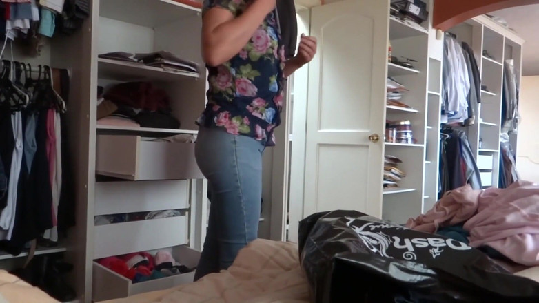 Ardientes69: Por primera vez permito que mi hijastro se corra en...