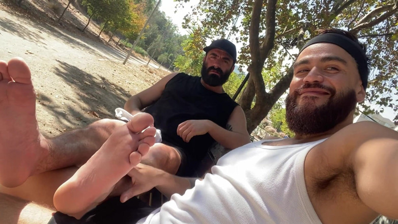 The Bearded Master: Foot Fetish &amp; Piss on the Street.
