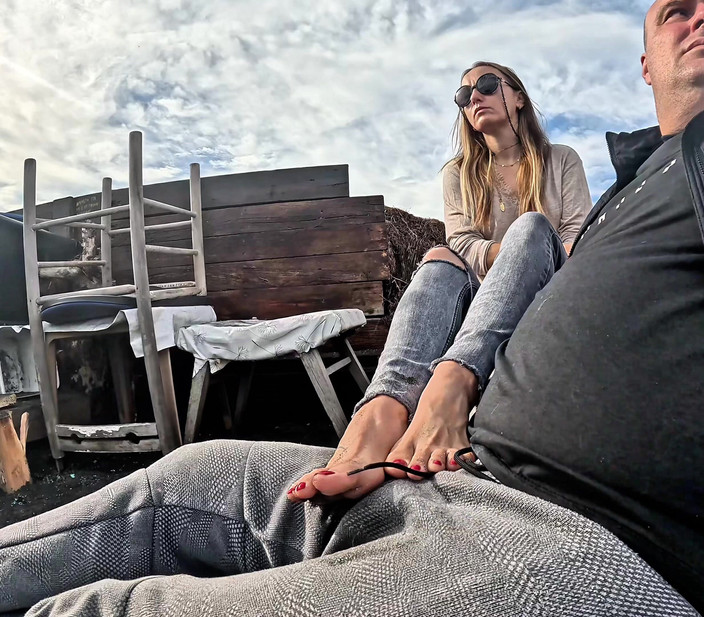 Mistressyammyboots: 我脚下的力量