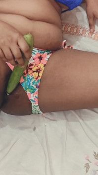 Zara Woman Fingering and Anal Fingering