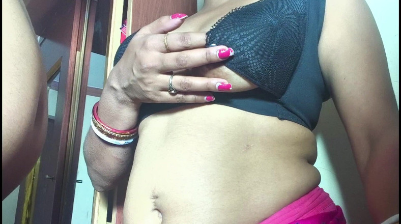 Dreamguys: Bhabhi desi India hindi penuh menghisap dan berkongkek panas