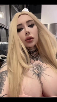 Hiii. I'm Luna. Welcome to My Secret Page I'll Be Sharing My Darkest Stuff Only Here