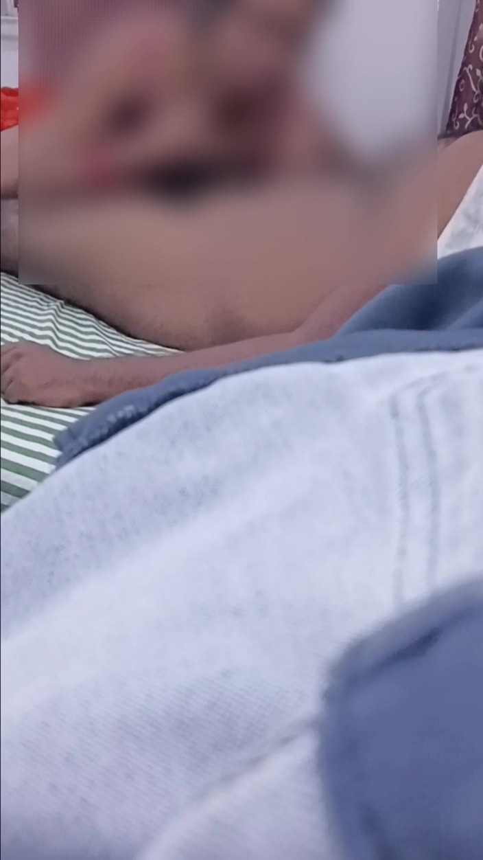 Puja9088: 보지를 핑키로 빨아주는 거유 밀프