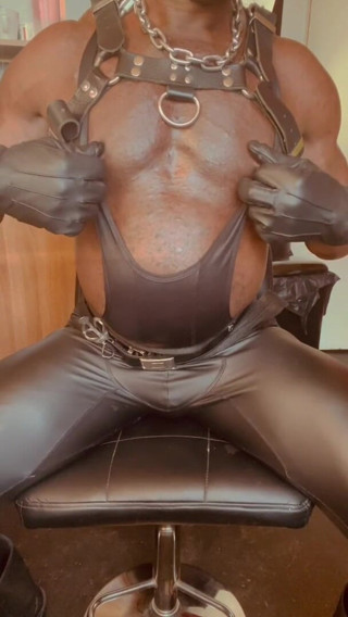Brodyjayrichardson: Testosterona induzida grande preta fucka em pós academia gozada