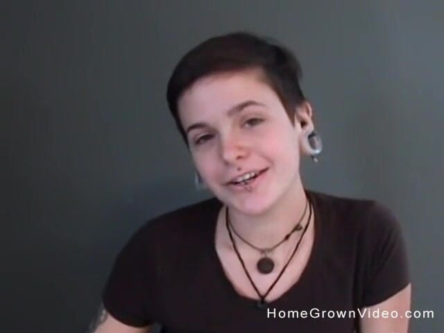 Homegrown Video: Isabell a Nick se navzájem honí před kamerou