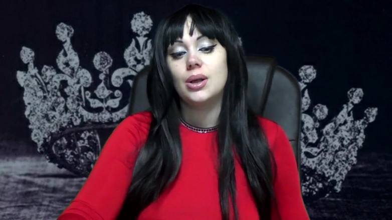 Goddess Misha Goldy: 출장 중 흑인 상사에게 임신하는 와이프