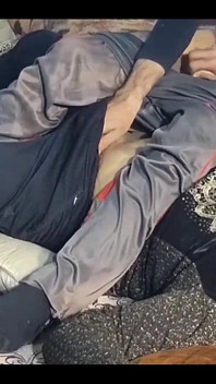 Istri Punjabi Berhijab Dientot Habis-habisan Di Depan Kamera Setelah Ngocok Kontolku Dengan Nikmat - Amrozia Jan